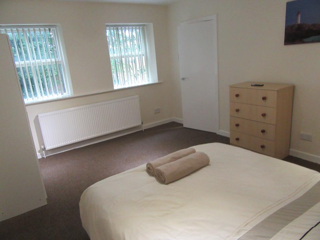 Appartamento No 4 - Large 2 Bed Near Sefton Park And Lark Lane Liverpool Esterno foto